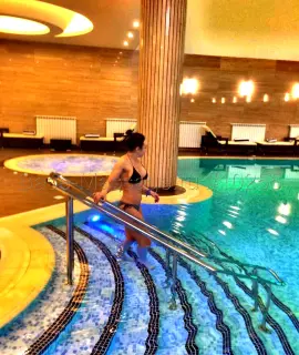 Анкета массажистки Мария - Фото 1, метро Горьковская, 35 лет, №628